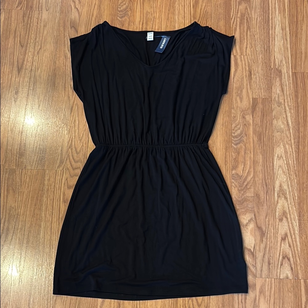Old Navy Dress / Coverup for Pool black t-shirt Material Size Medium M NWT
